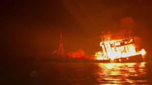 เหตุไฟไหม้เรือวอดทั้งลำ